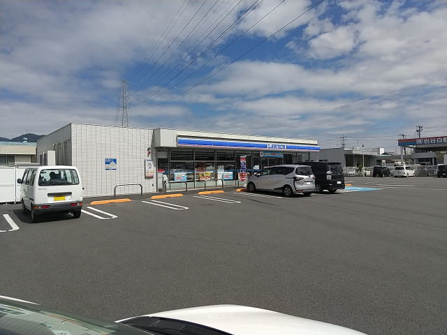 コンビニ　ローソン 高野口町名古曽店様（コンビニ）まで821m