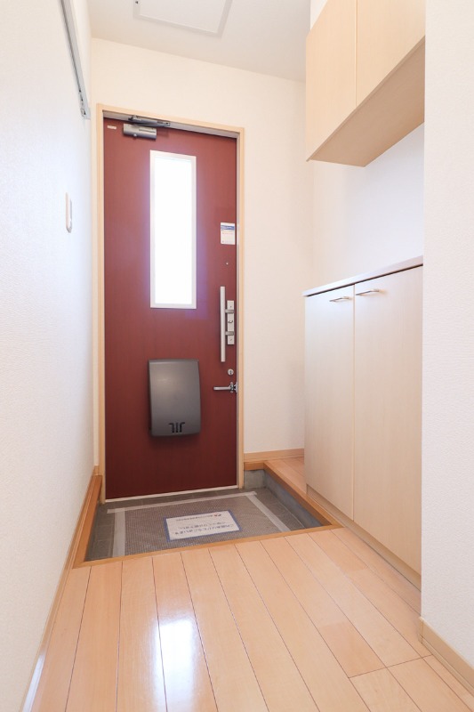 玄関　図面と現状に相違がある場合には現状を優先