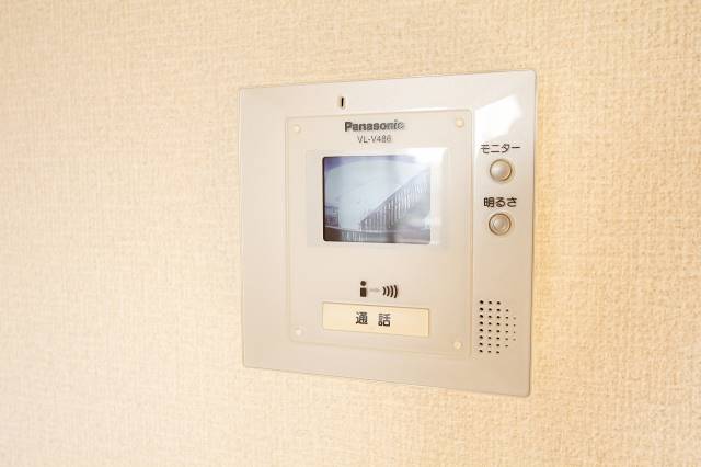 セキュリティ　ＴＶモニターホンで安心（イメージ写真）