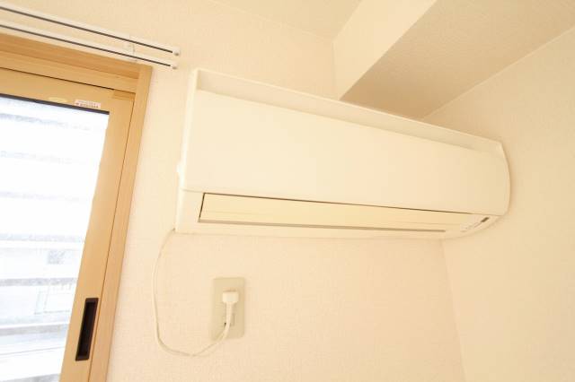 その他設備　真っ白エアコンです。（イメージ写真）