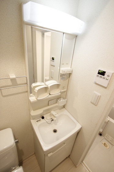 洗面設備　※別部屋の写真です