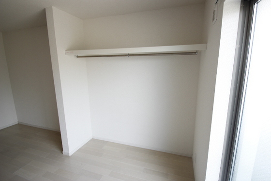 収納　※別部屋の写真です