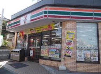 コンビニ　セブン-イレブン 横浜洋光台中央店（コンビニ）まで176m