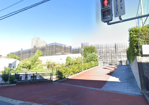 中学校　福岡市立箱崎清松中学校（中学校）まで1307m