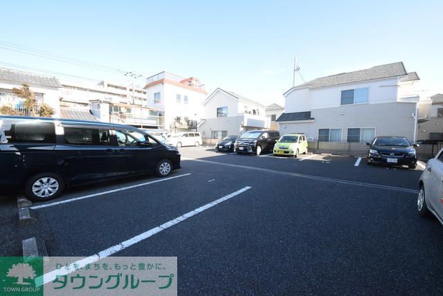 駐車場　敷地内駐車場