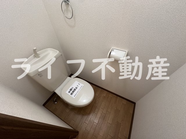 トイレ　清潔感のあるトイレです