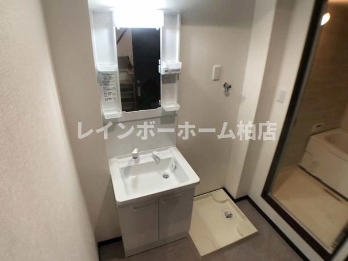 洗面設備　※別部屋参考写真。