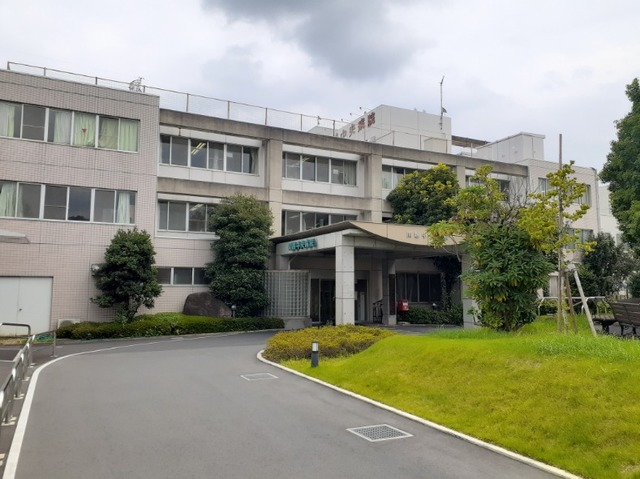 病院　関越中央病院（病院）まで1700m