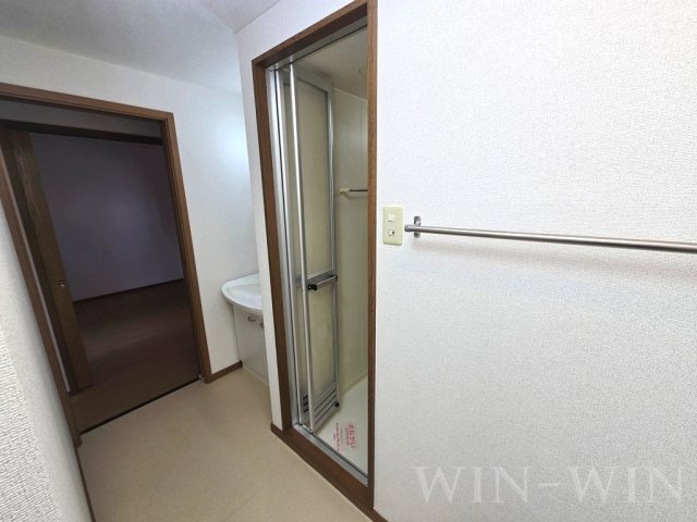 洗面設備　イメージ（同建物内別部屋の写真です）