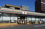 コンビニ　セブンイレブン 名古屋鶴舞2丁目店（コンビニ）まで75m