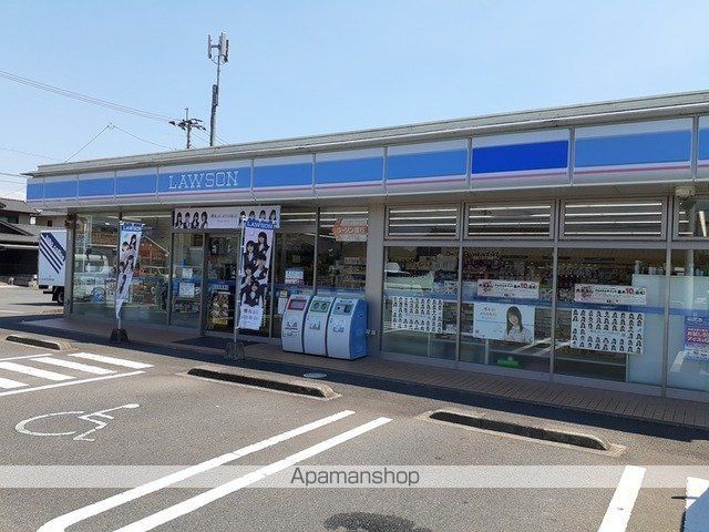 コンビニ　ローソン姶良東餅田店（コンビニ）まで800m