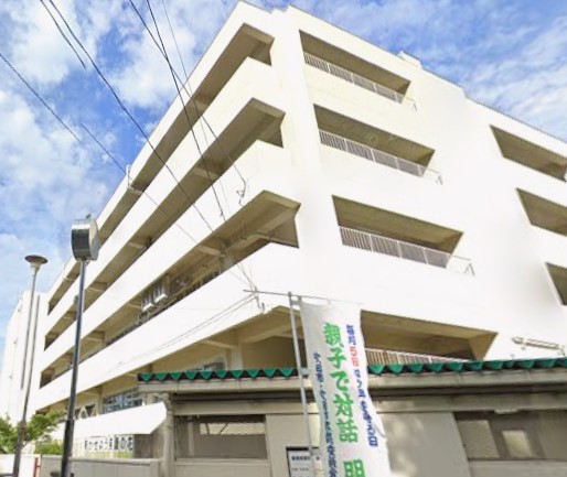 中学校　吹田市立西山田中学校（中学校）まで1778m