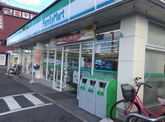 コンビニ　ファミリーマート浜寺石津町店（コンビニ）まで406m