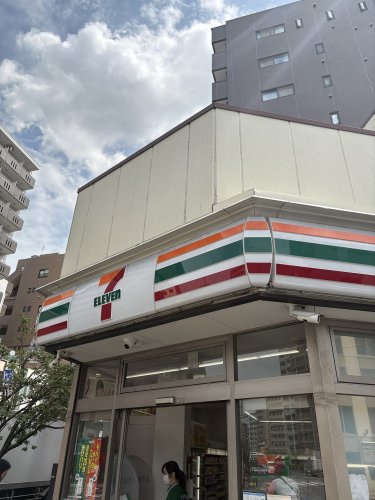 コンビニ　セブンイレブン 川崎柳町東店（コンビニ）まで144m