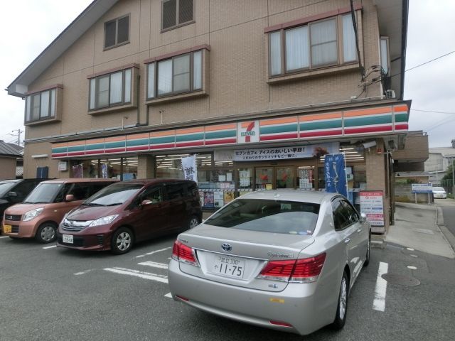 コンビニ　セブンイレブン津田沼店（コンビニ）まで402m
