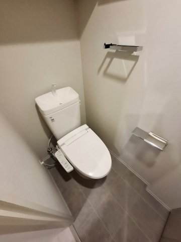 LEGALAND NISHINOMIYA PARKSIDEのトイレ写真