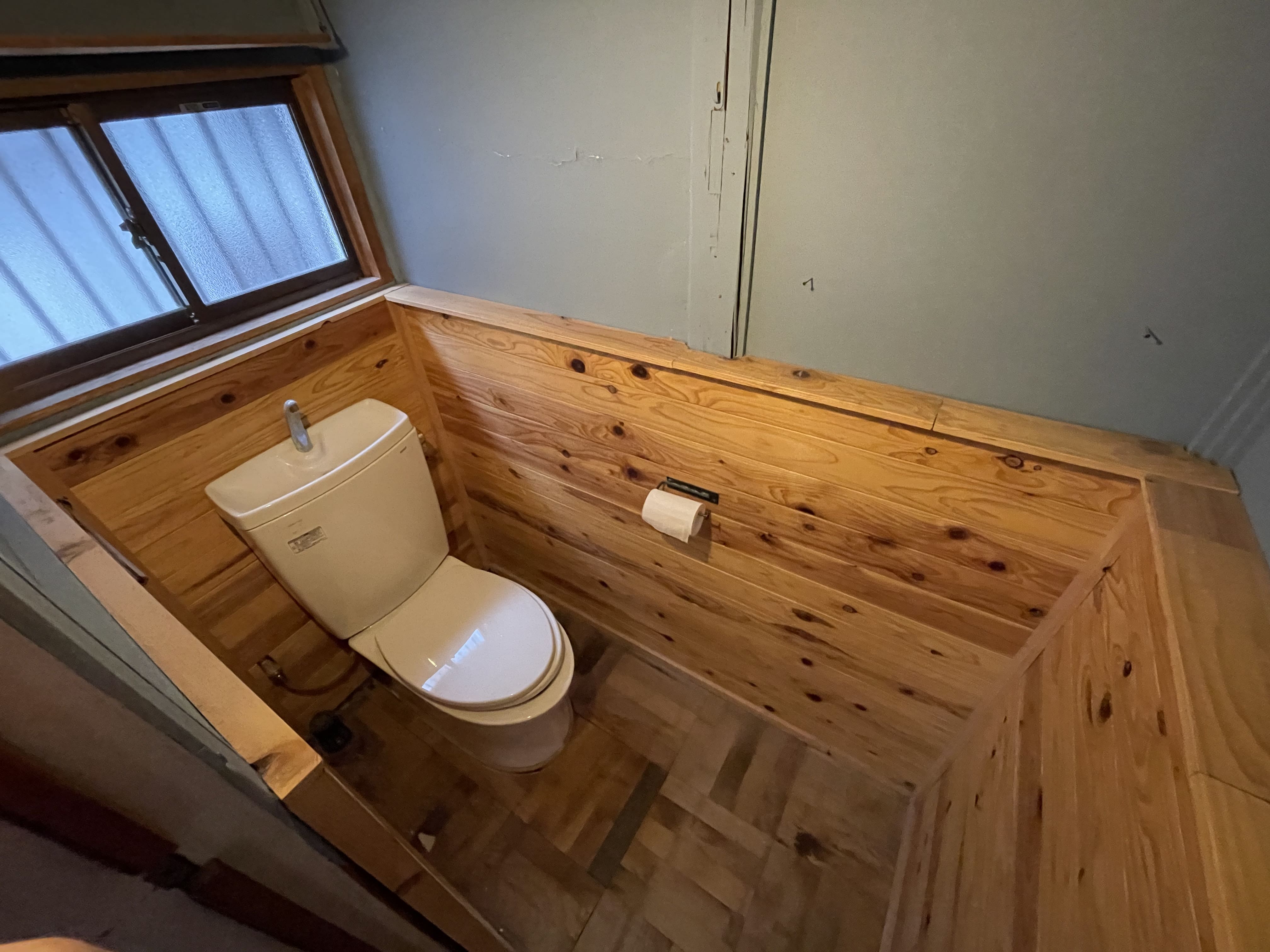 大庄西町2丁目戸建のトイレ写真