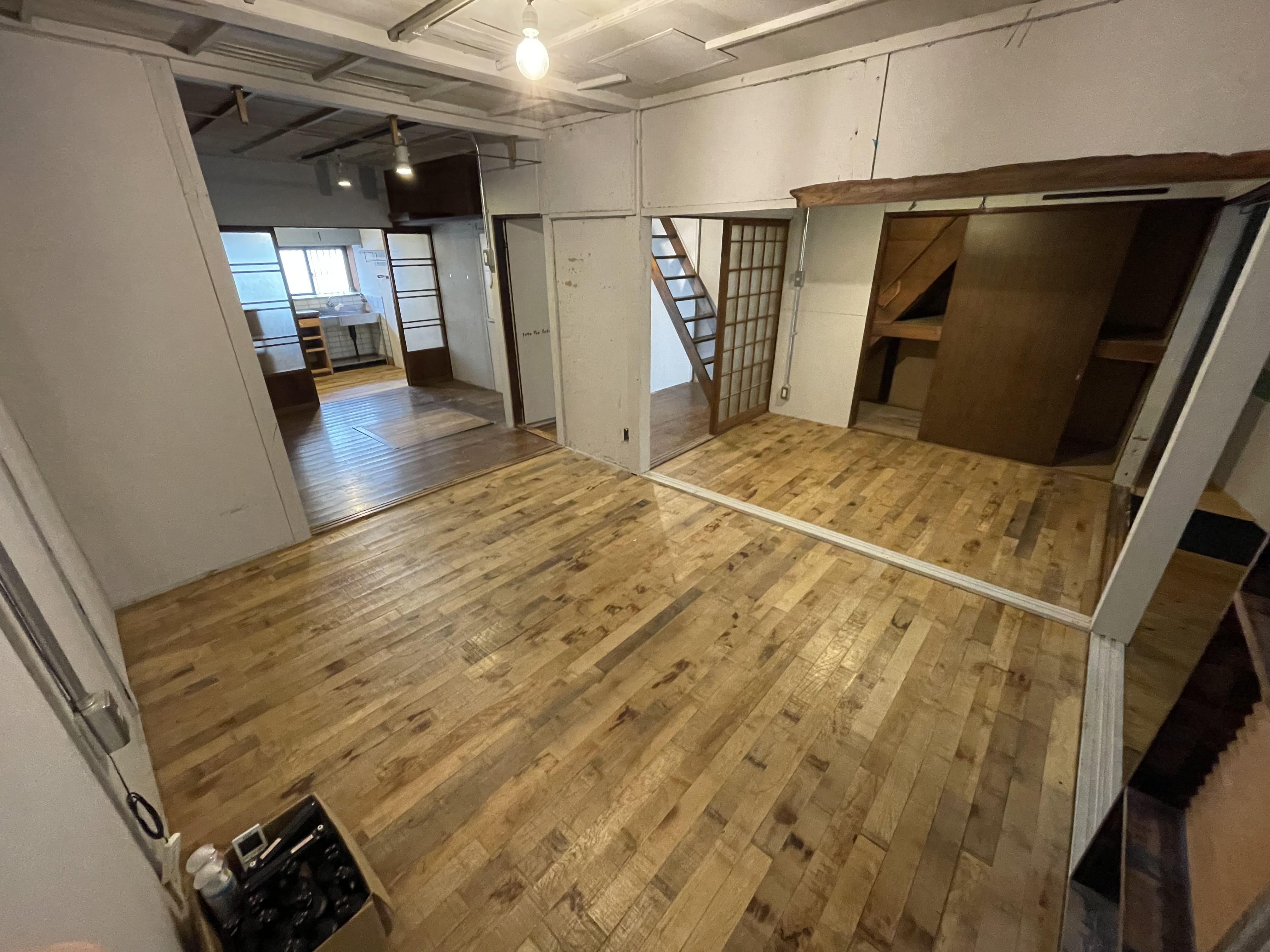 大庄西町2丁目戸建の居間写真