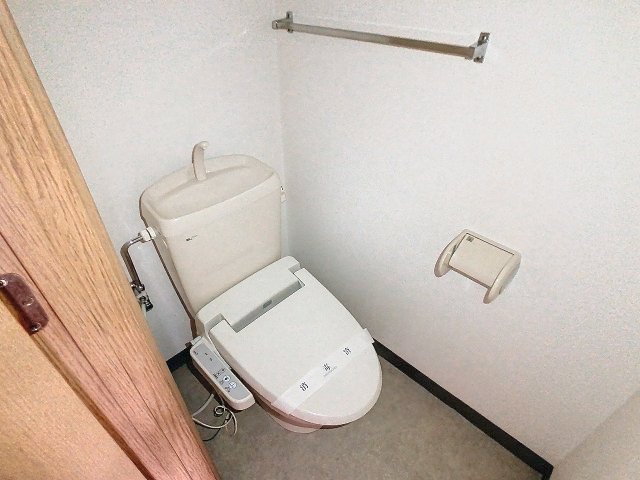 ラ・フォーレ 緑ヶ丘 Iのトイレ写真