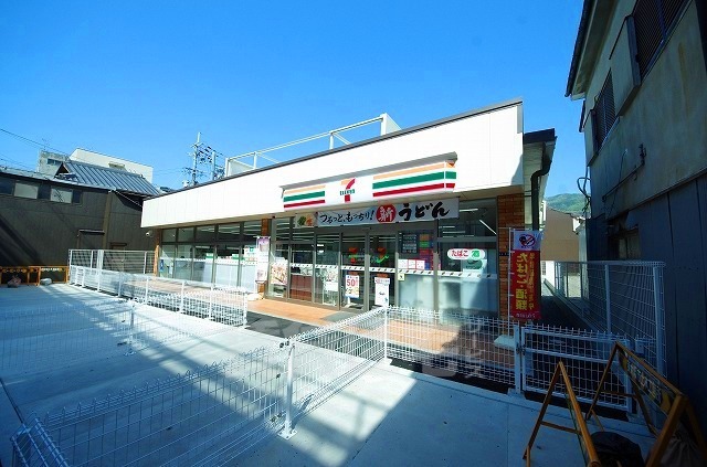 コンビニ　セブンイレブン　八尾福万寺町店（コンビニ）まで317m