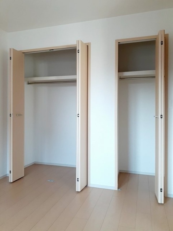 収納　図面と現状に相違がある場合には現状を優先