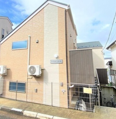 ブルーライン 三ツ沢下町駅 徒歩3分 2階建 築9年の外観写真