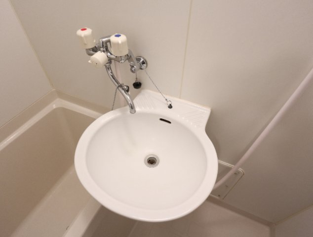 洗面設備　お風呂です