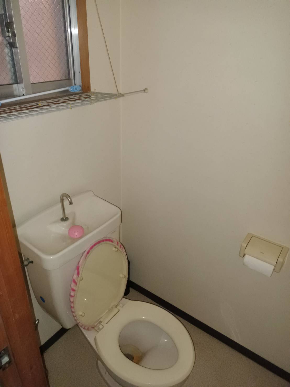 西坂ビルのトイレ写真