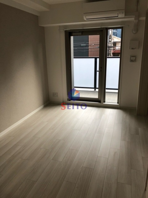 ソルテラスUMEDA NORTHの居間写真