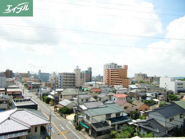 バルコニー　南向き日当たりり良好