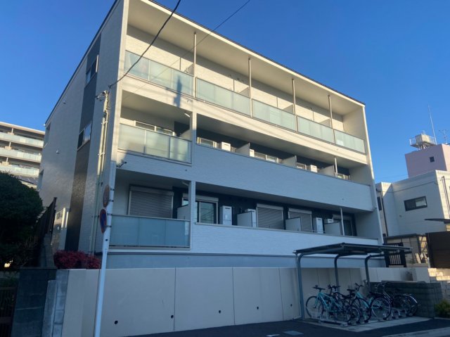 建物外観　☆オートロック完備☆
