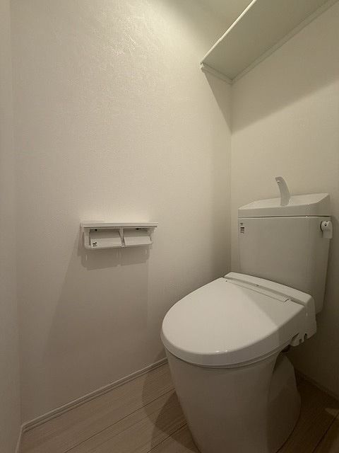 エクシア前原駅A棟のトイレ写真