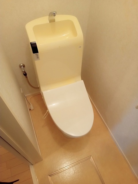 トイレ　トイレ