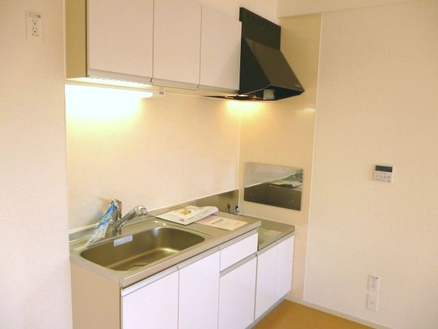 シュウエイヒルズ ウエストのキッチン写真
