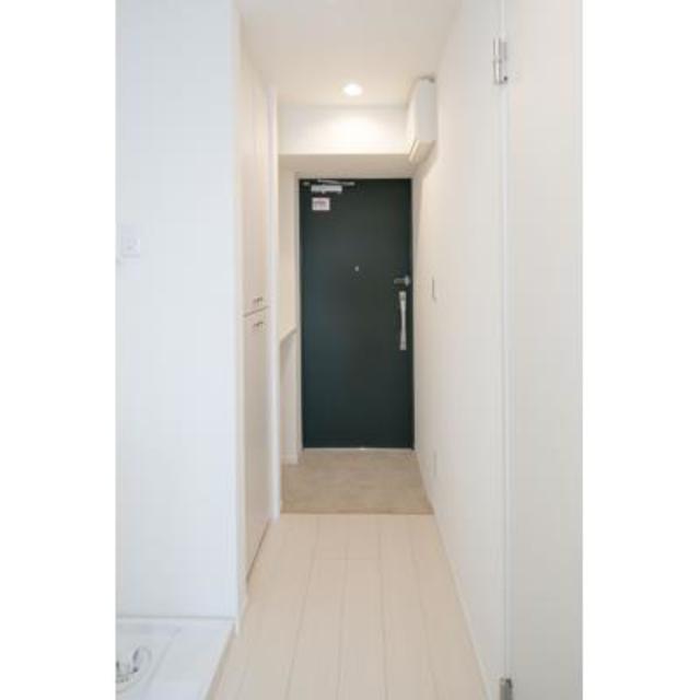 玄関　※写真は同タイプ住戸です。