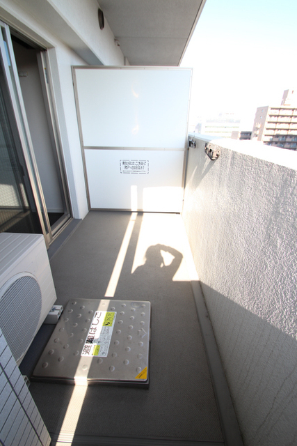 バルコニー　※他のお部屋の参考写真です