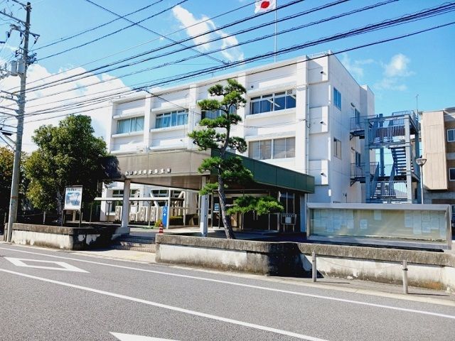 役所　松山市役所北条支所様（役所）まで1000m