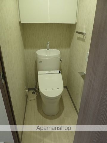 東京メトロ日比谷線 三ノ輪駅 徒歩6分 13階建 築8年のトイレ写真