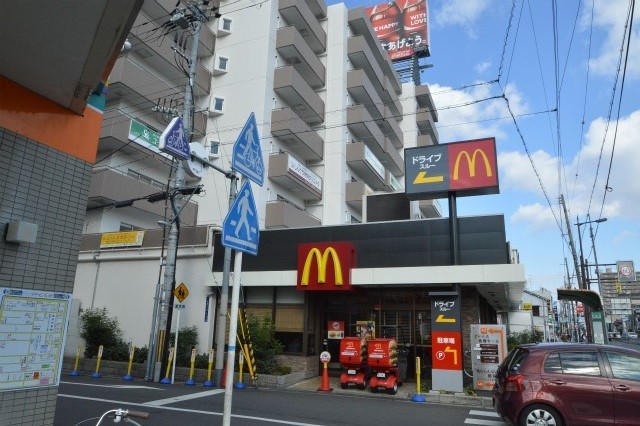 飲食店　マクドナルド国道関目店（飲食店）まで354m