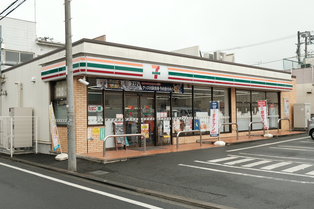 コンビニ　セブンイレブン小金井貫井南町5丁目店（コンビニ）まで542m