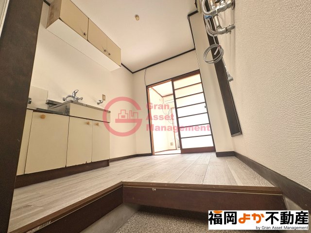 ジュネス今川の玄関写真