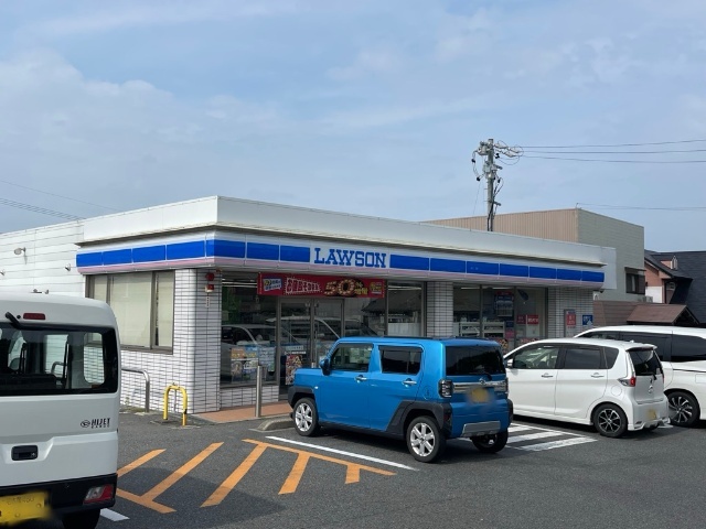 コンビニ　ローソン川越町高松店（コンビニ）まで403m