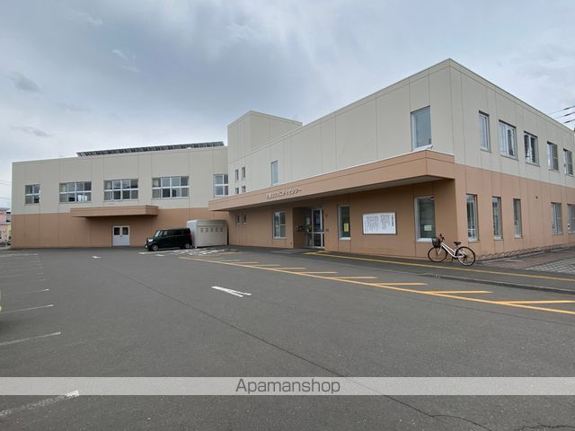 その他　千歳市役所市民環境部コミュニティセンター花園コミュニティセン（その他）まで187m
