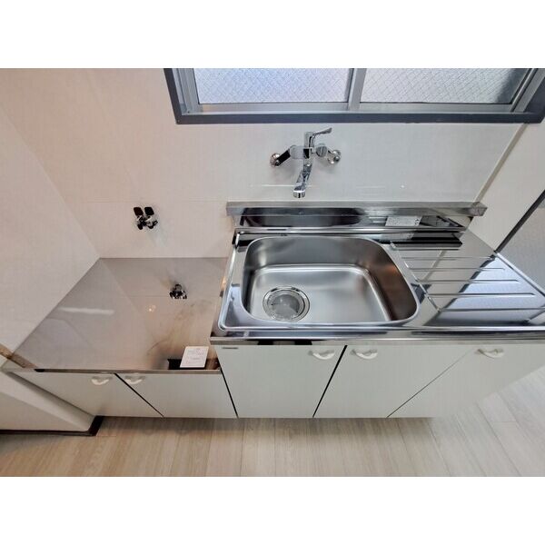 キッチン　同建物内別室の参考写真です。※現況優先