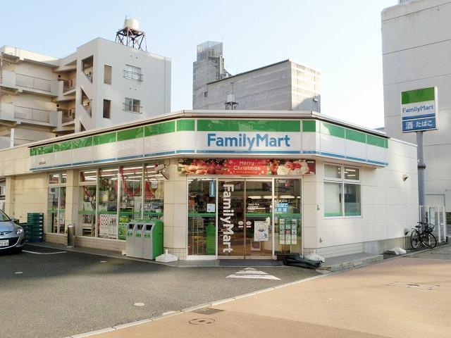 コンビニ　ファミリーマート／小倉紺屋町店（コンビニ）まで130m