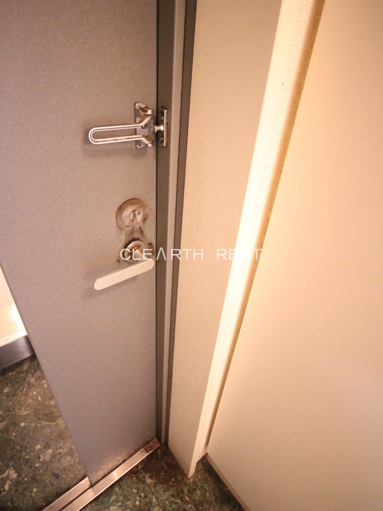 ブライズ御茶ノ水の玄関写真