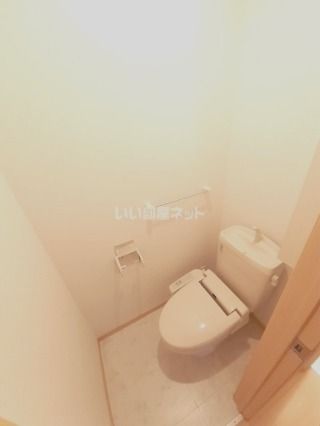 アンジュフランEのトイレ写真