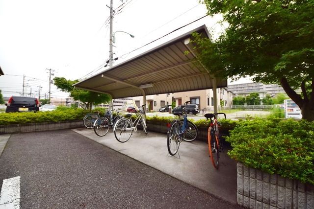 アドラブールIの外観写真