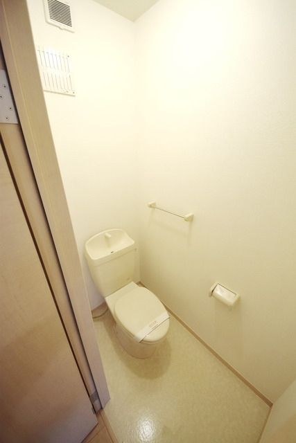 アドラブールIのトイレ写真