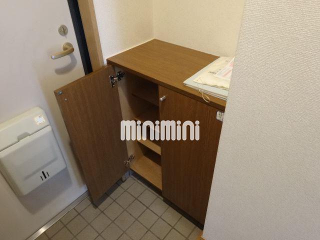 玄関　容量たっぷりなシューズボックス